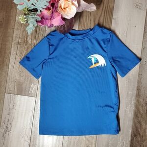 Cat & Jack Blue Short Sleeve Toddler Boy Rash Guard Swim Top Size 4T Shark EUC